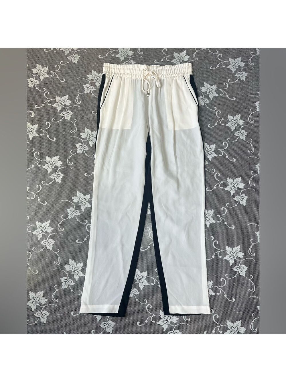 Intermix 100% Silk Black and White Joggers Sz Small